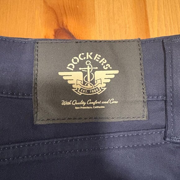 Dockers Blue Chinos Khakis Straight Fit 35x32 - Picture 3 of 5